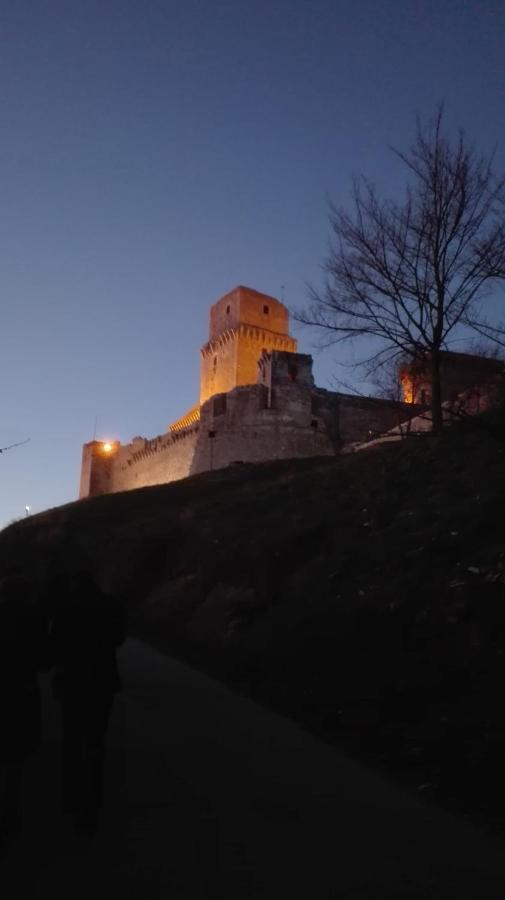 Casa Del Frate Lejlighed Assisi Eksteriør billede