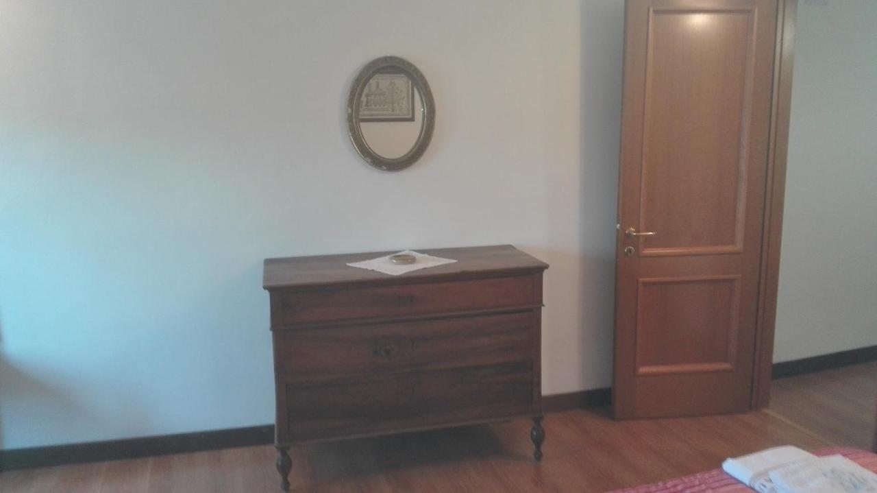 Casa Del Frate Lejlighed Assisi Eksteriør billede